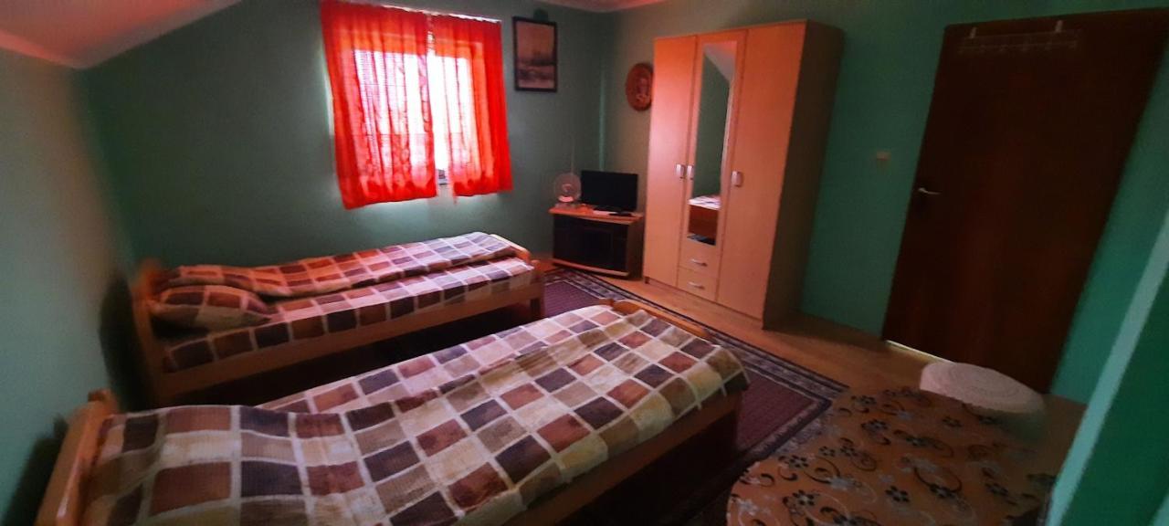 Sobe Seka Hotel Golubac Ngoại thất bức ảnh